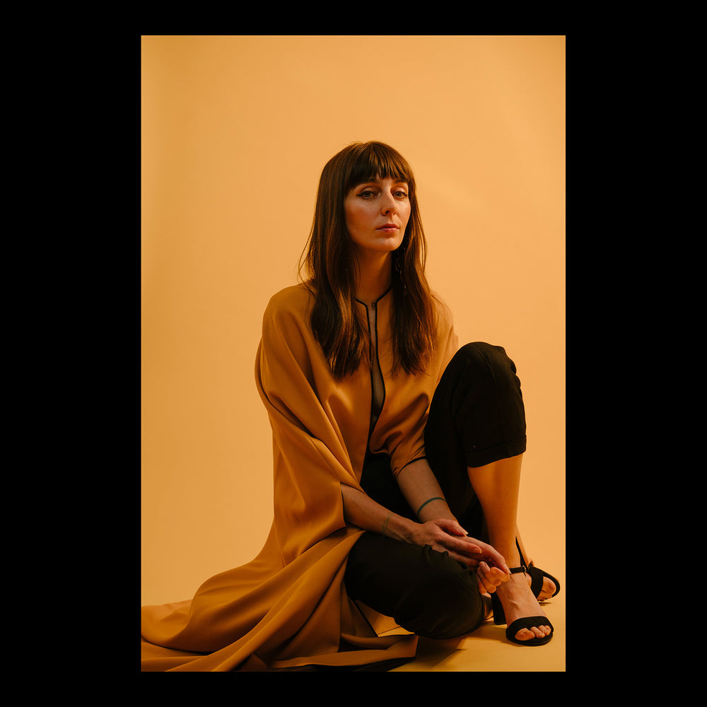 Anna Ash - Apologies b/w Some Kind Of Miracle 7" - Black Mesa Records